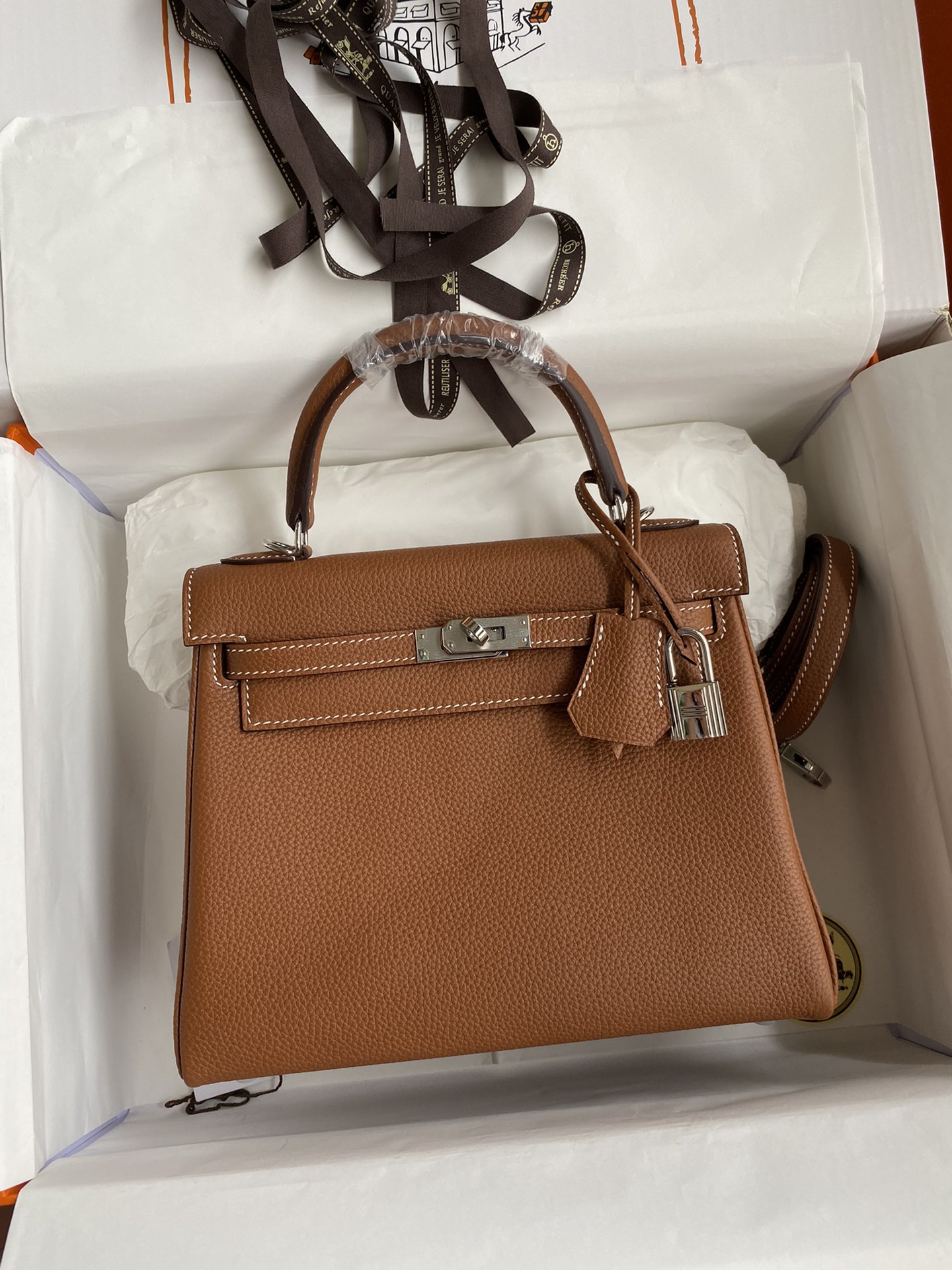 Hermes Kelly 25cm Handbag Shoulder Bag in Brown Togo Leather